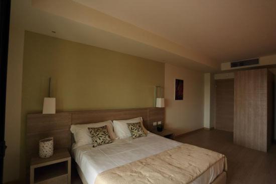 Turin Airport Hotel & Residence San Francesco al Campo Kültér fotó